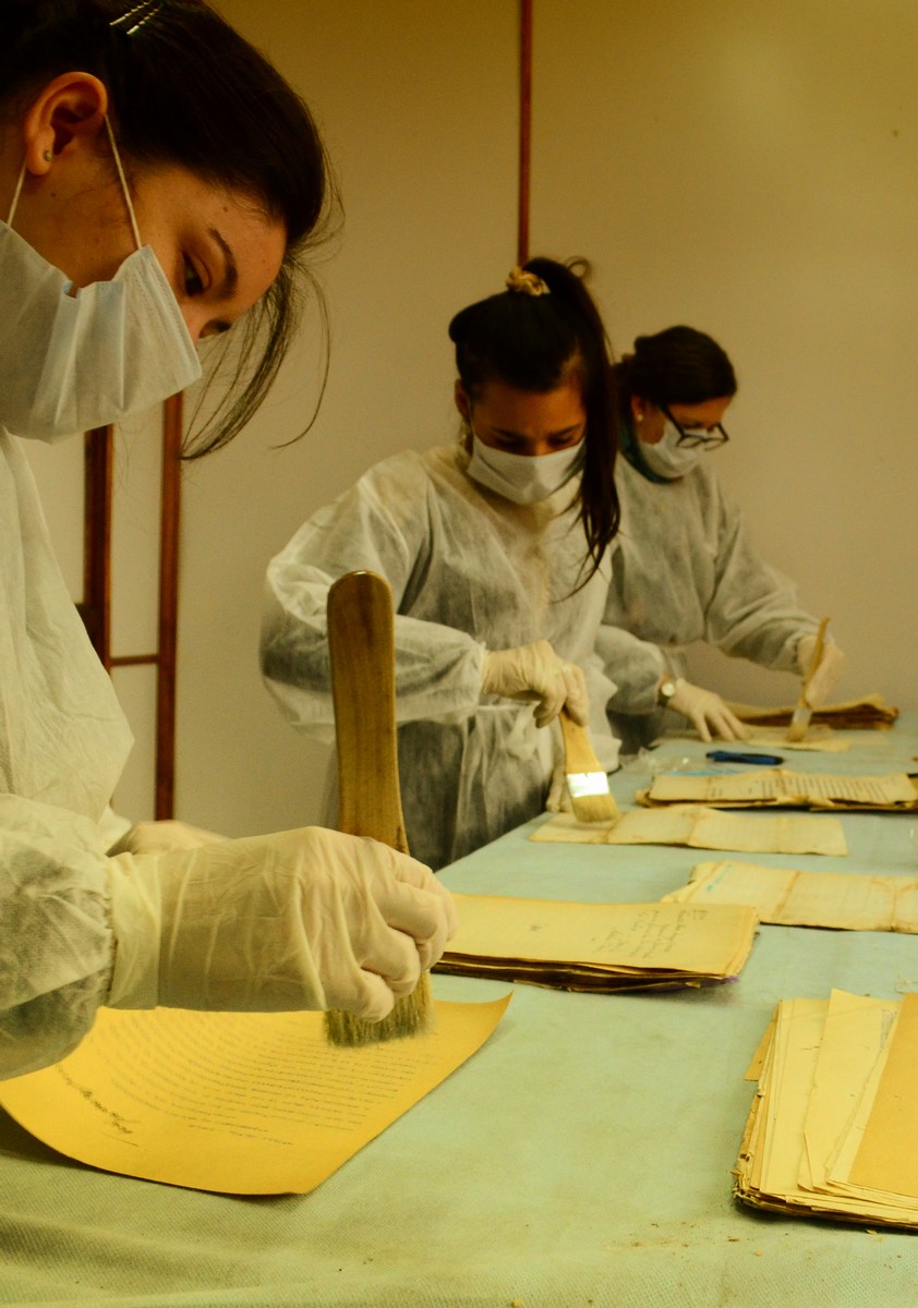 Taller de conservación preventiva de documentos en bibliotecas, archivos y museos