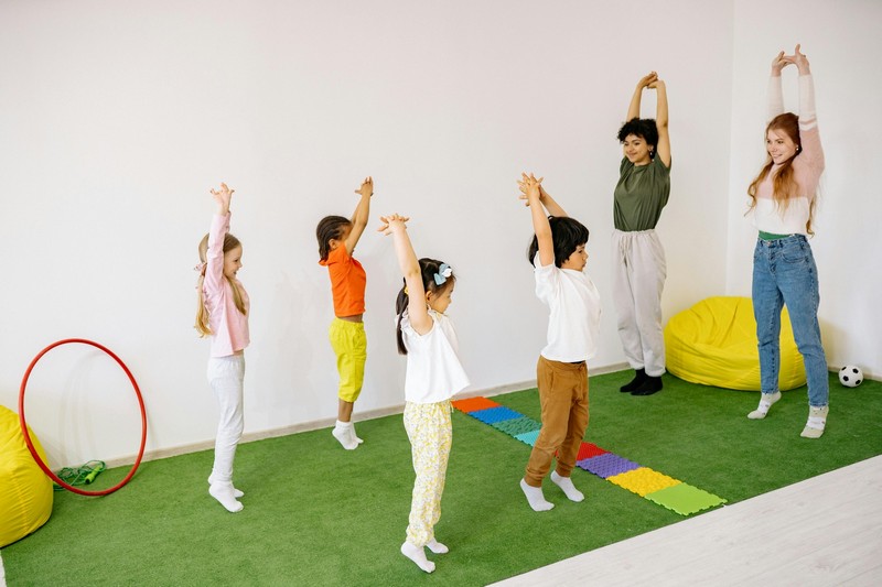 Yoga y teatro para las infancias